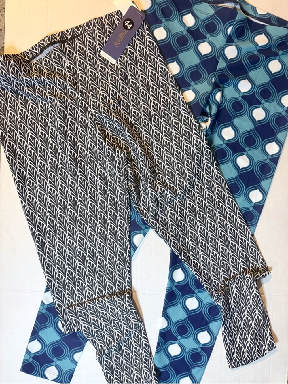 Stretch Patterned Leggings - Black & White